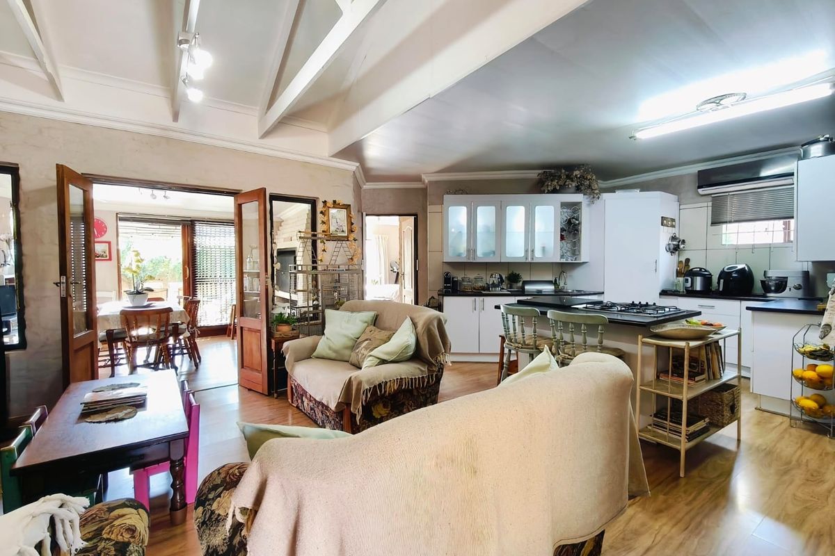 3 Bedroom Townhouse For Sale in Mooivallei Park - Photo 2