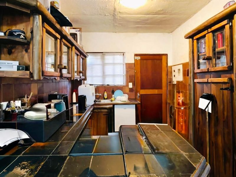 2 Bedroom Apartment For Sale in Die BultPriced to Sell! Ideal 2-Bedroom Starter or Investment Gem - Photo 4