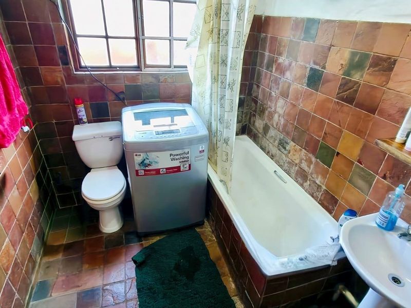 2 Bedroom Apartment For Sale in Die BultPriced to Sell! Ideal 2-Bedroom Starter or Investment Gem - Photo 7