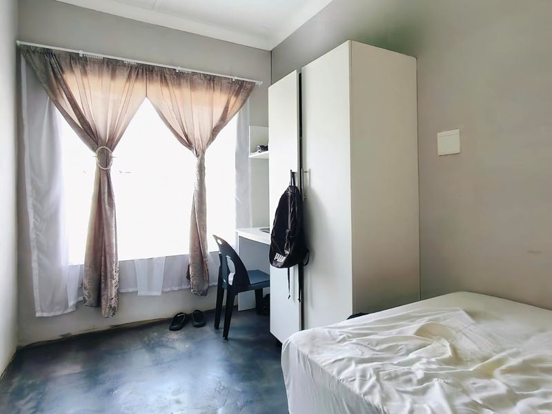 7 Bedroom House For Sale in Potchefstroom Central - Photo 8