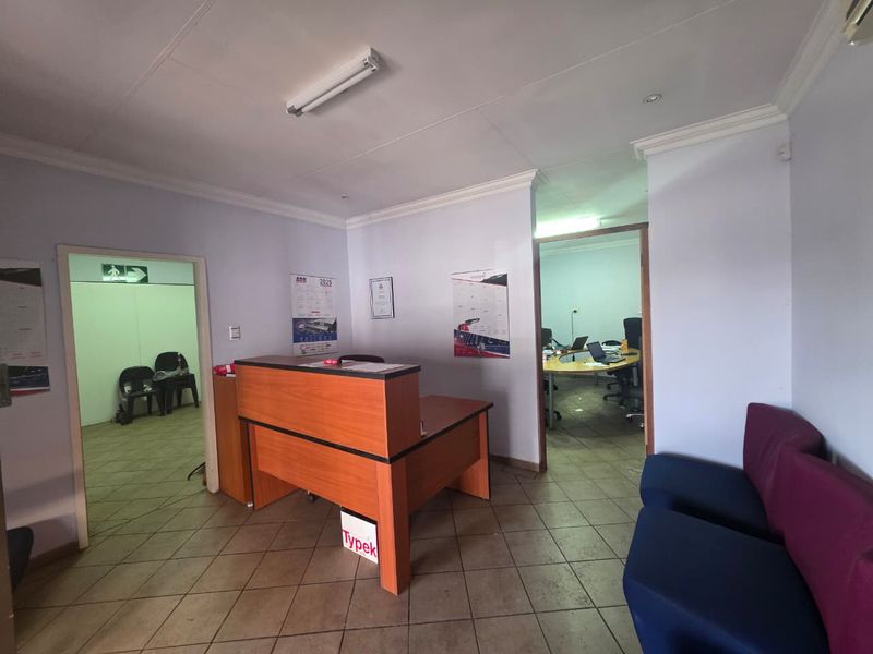 Office For Sale In Rustenburg - Photo 3