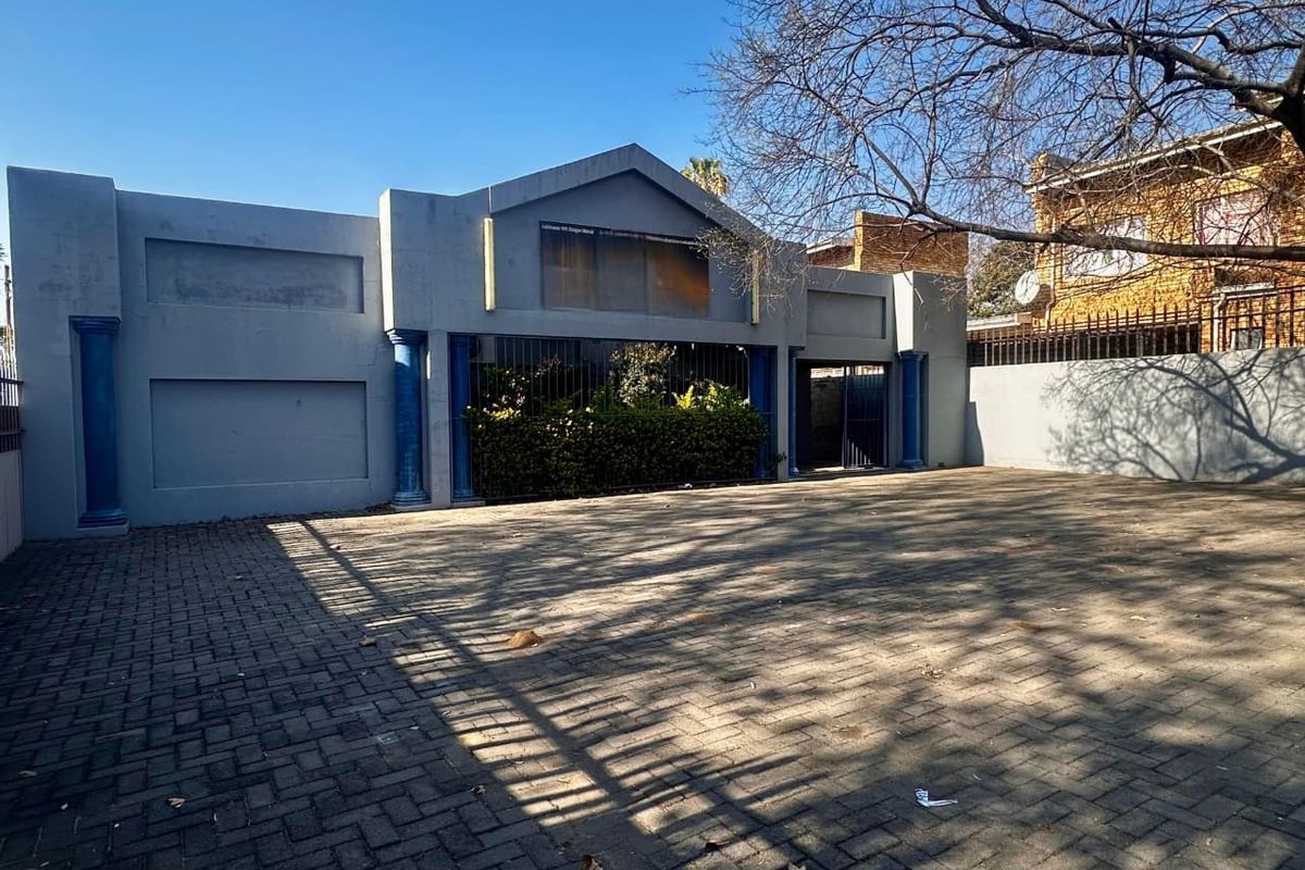 Office For Sale In Rustenburg - Photo 2