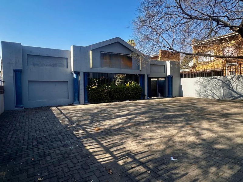 Office For Sale In Rustenburg - Photo 2