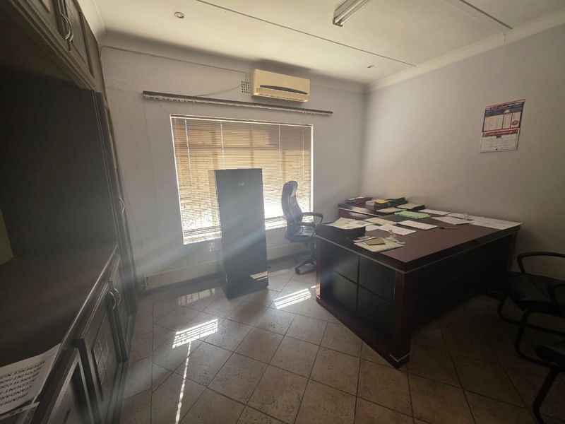 Office For Sale In Rustenburg - Photo 7