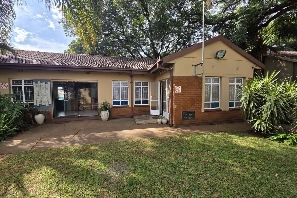 Ideal as a business centre or a school - Photo 2