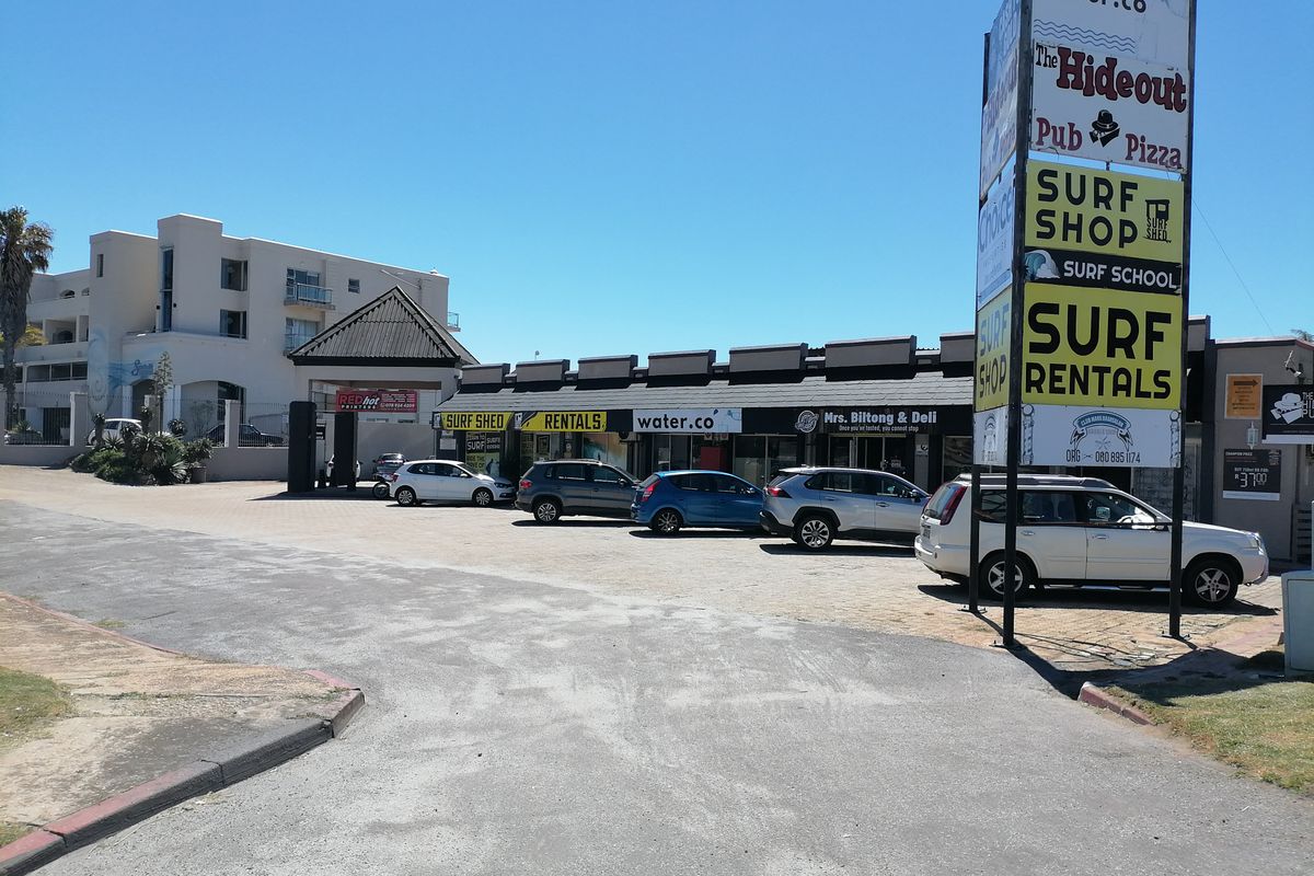 Commercial Property in Jeffreys Bay Central -Beach Centre - Photo 3