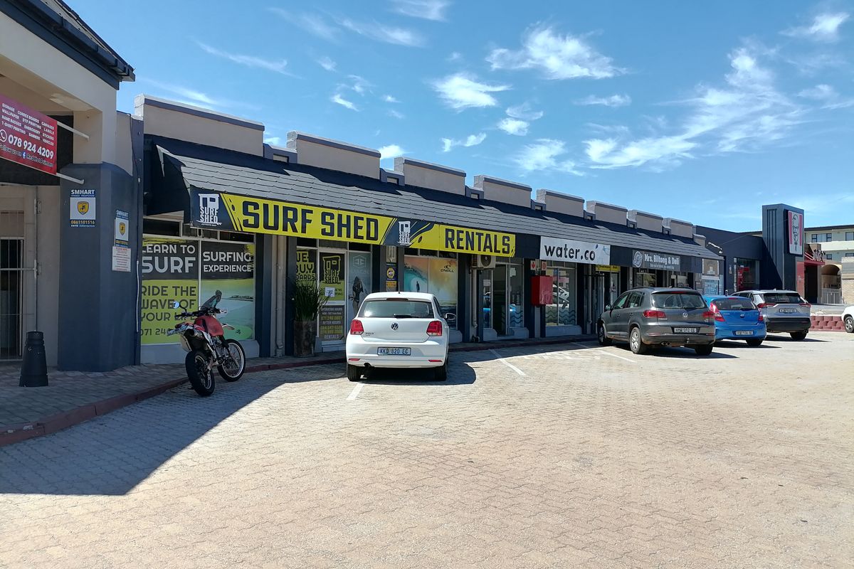 Commercial Property in Jeffreys Bay Central -Beach Centre - Photo 2