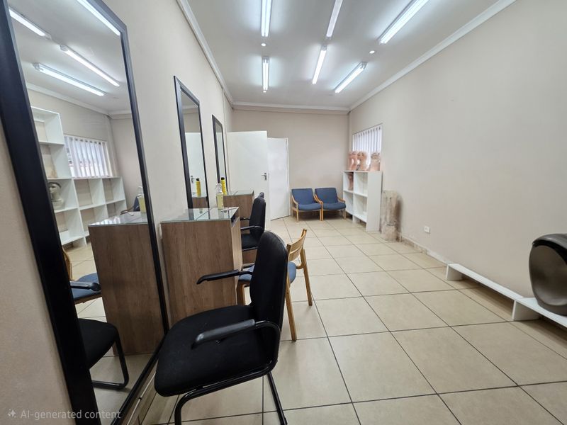 Offices in Bodorp. Seller is VAT Registered. - Photo 4