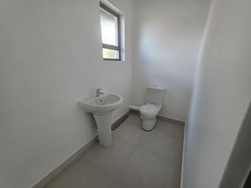 Ready to move in offices! SELLER IS VAT REGISTERED - Photo 9