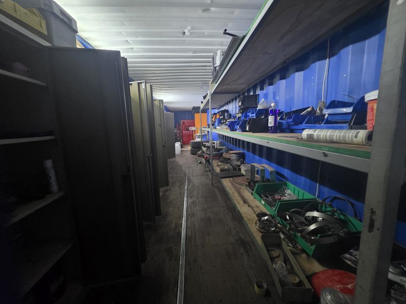 Warehouse For Sale In Rustenburg - Photo 8