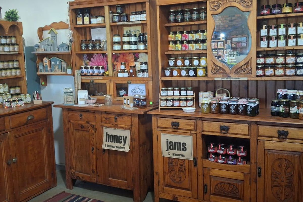Well - Established Gift Shop for sale - Photo 2
