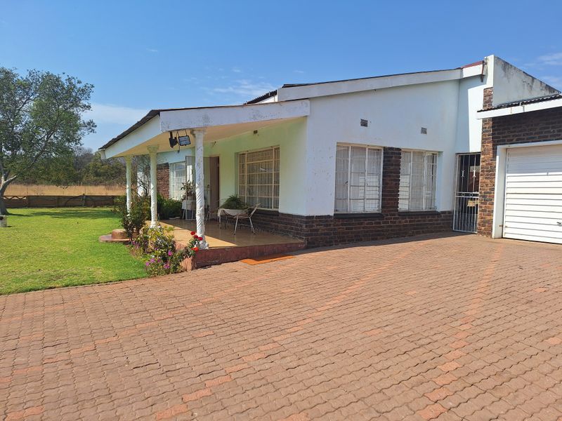 Farm For Sale In Rustenburg - Photo 3