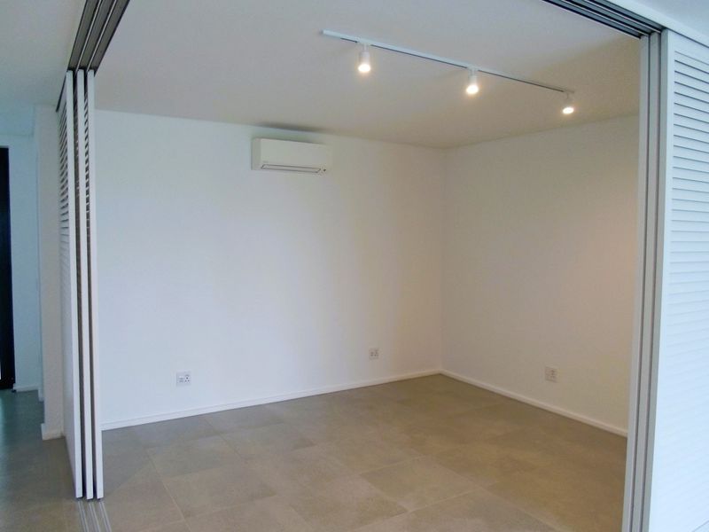 1st Floor Oasis: Mtn Views, Modern Luxury - Photo 6