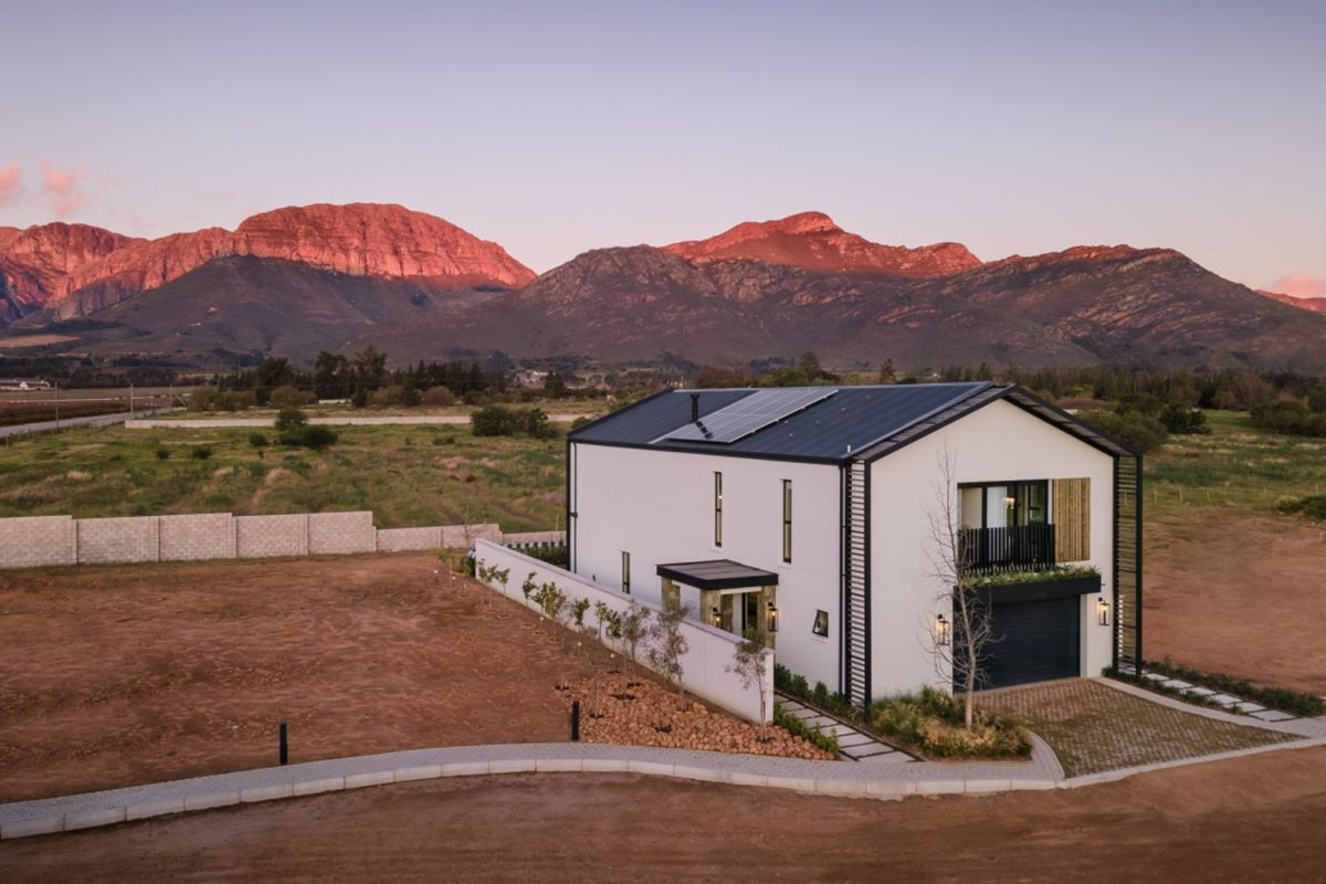 Introducing Drakenzicht by Legaro Property Development: Luxury in the Picturesque Paarl - Photo 4