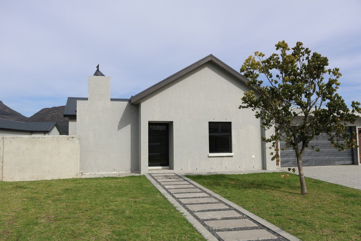 Personalize Your Space: Select Your Finishes for this 3 - bedroom in sought-after estate!! - Photo 4