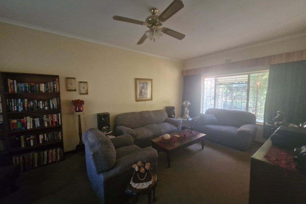 Freehold For Sale In Rustenburg - Photo 4