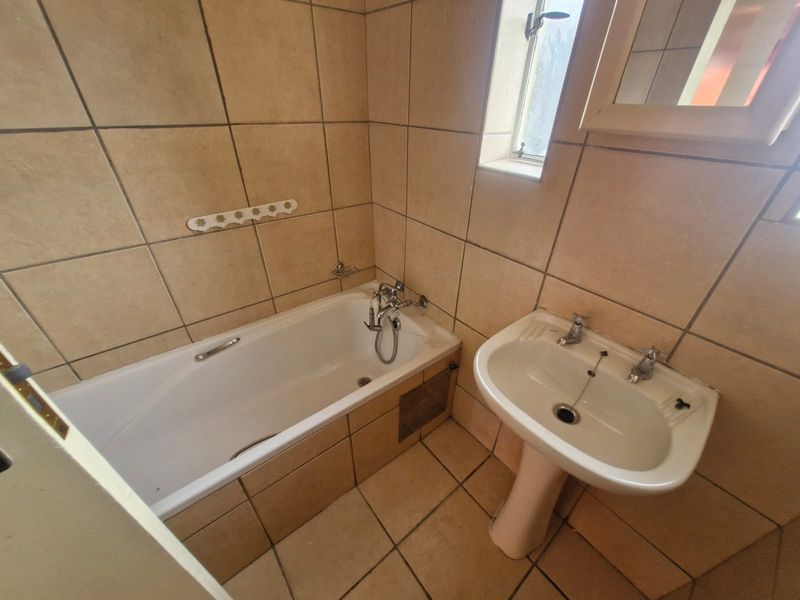 House Rental Monthly In Rustenburg - Photo 7