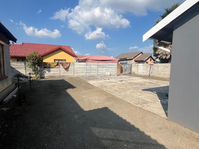 A home that's right for you - Photo 2