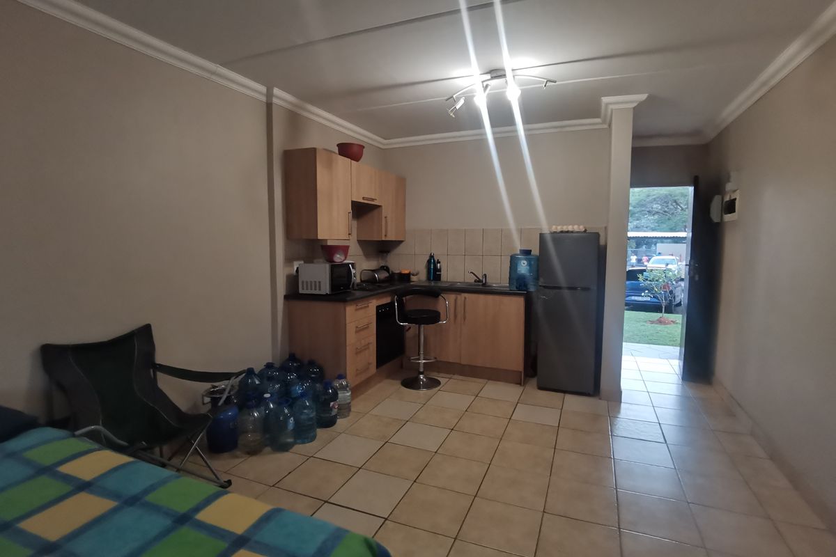 Charming 1-Bedroom Apartment in Geelhout Park - Photo 4