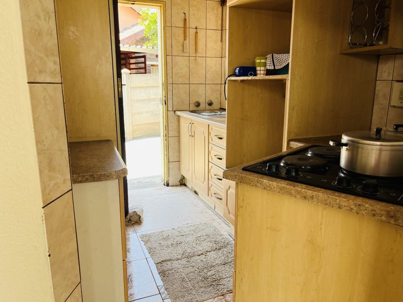 Family Home with Big Yard in Paardekraal - Photo 7