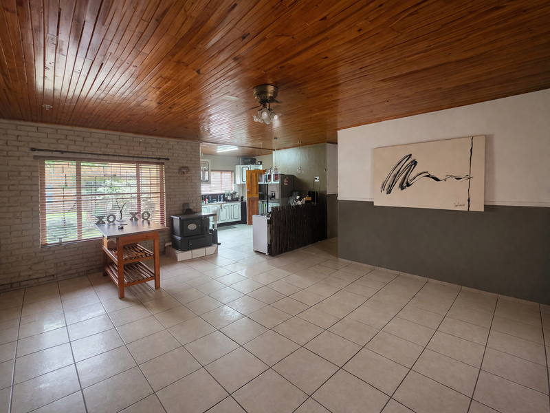 All you need under one roof - Photo 5