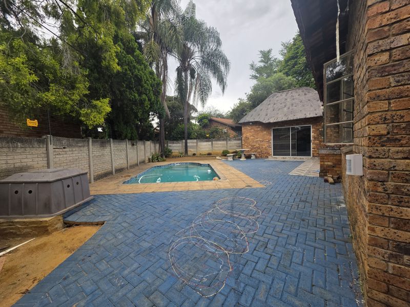 All you need under one roof - Photo 10