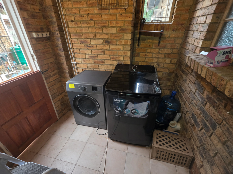 All you need under one roof - Photo 9