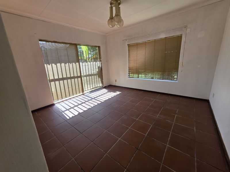 House For Sale In Rustenburg - Photo 8