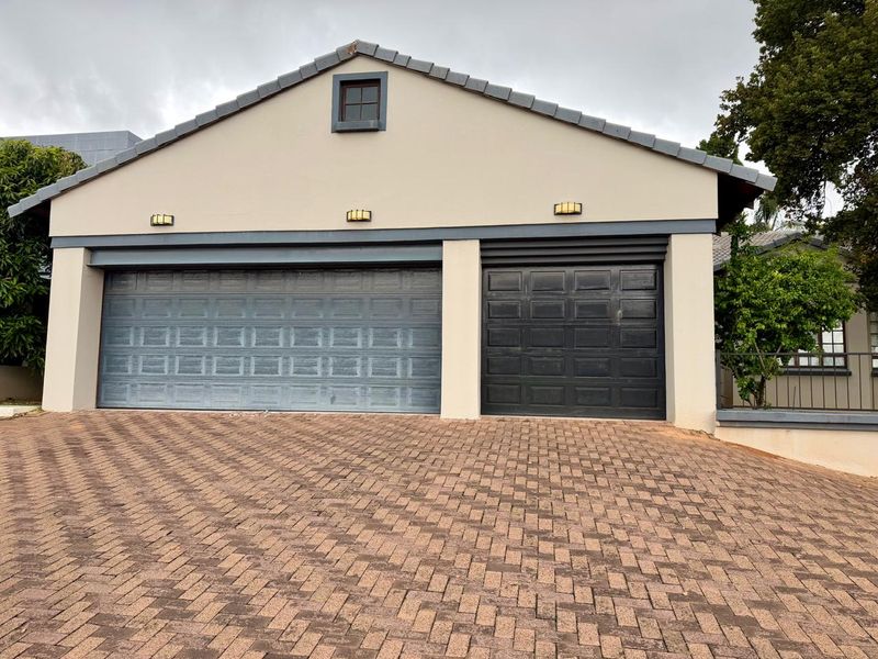 House For Sale In Rustenburg - Photo 4