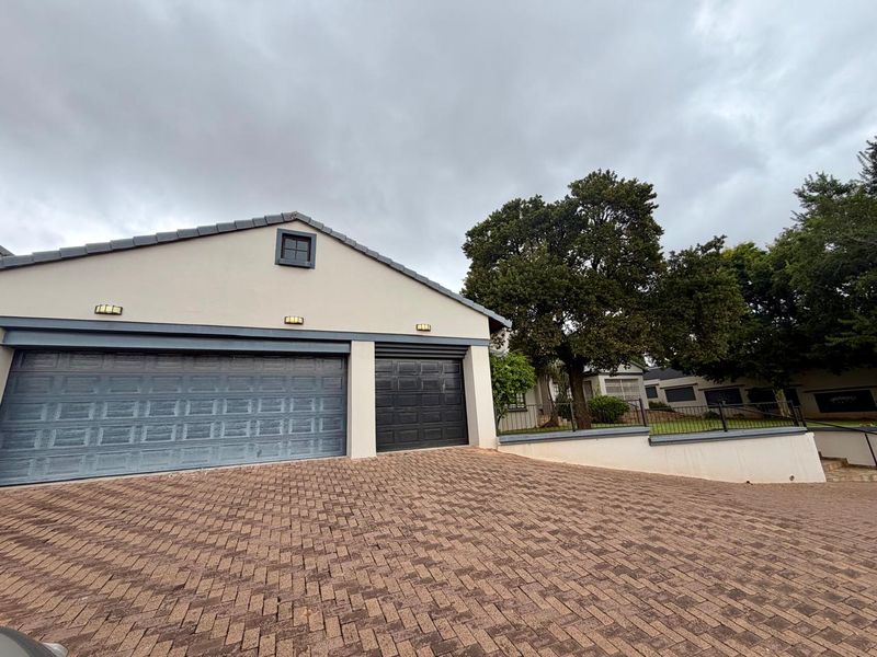 House For Sale In Rustenburg - Photo 3