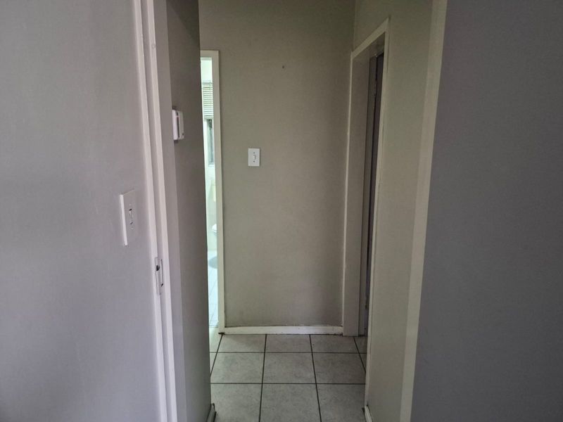 Apartment Rental Monthly In Rustenburg - Photo 8