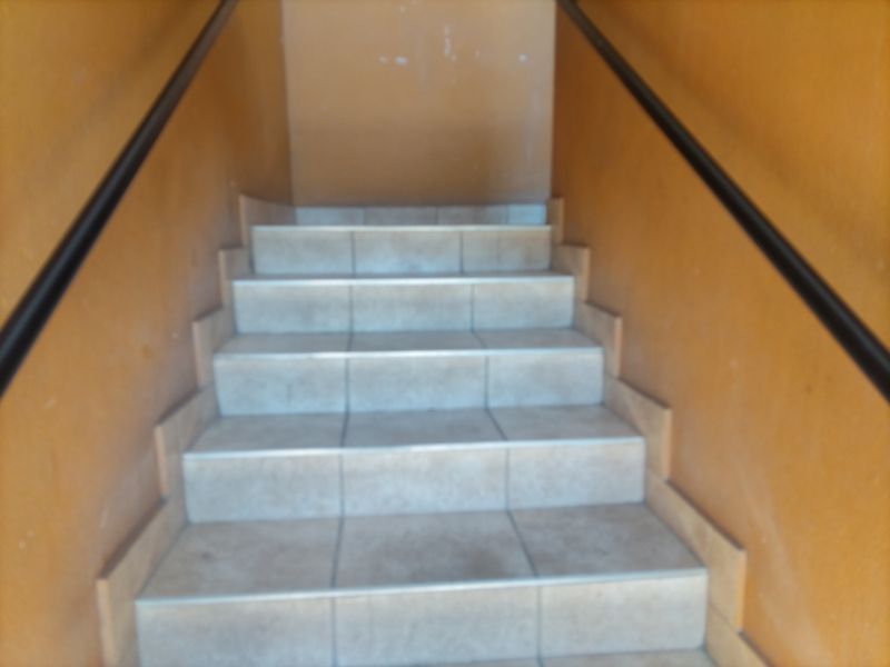 Live minutes from malls, schools and transport - Photo 6