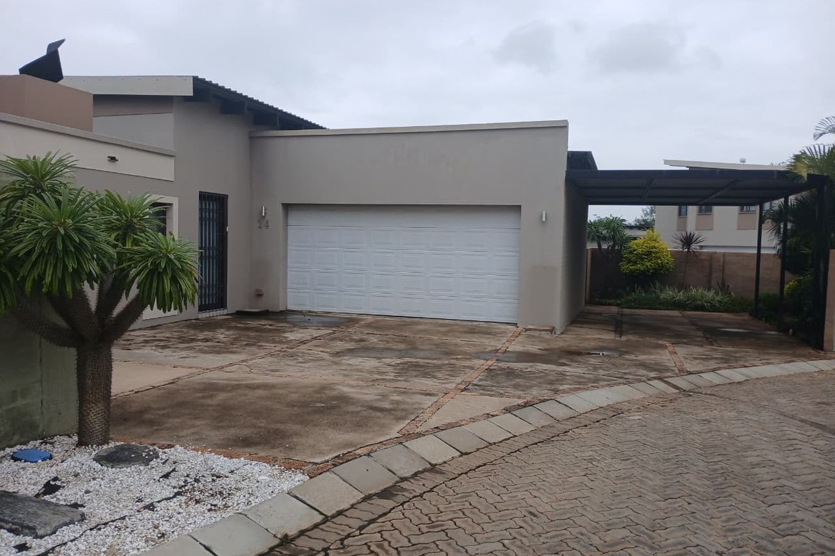 Your modern and charming home awaits, hurry! - Photo 2