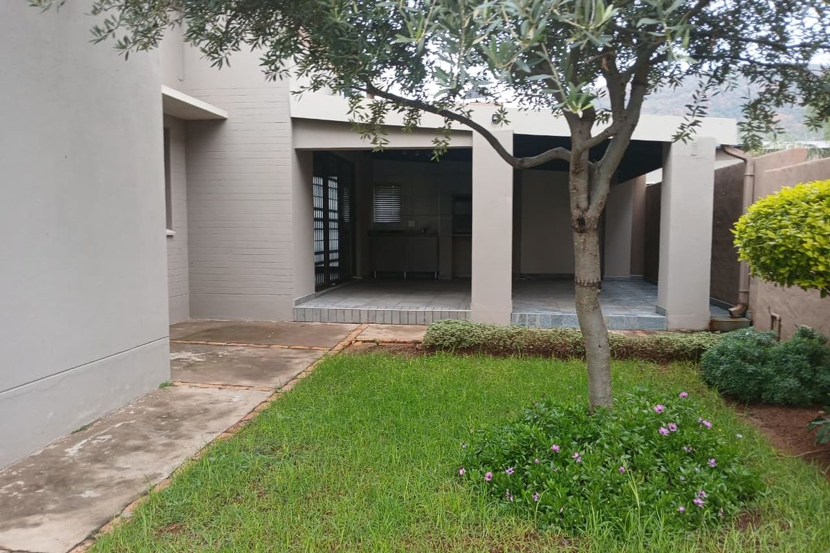 Your modern and charming home awaits, hurry! - Photo 3