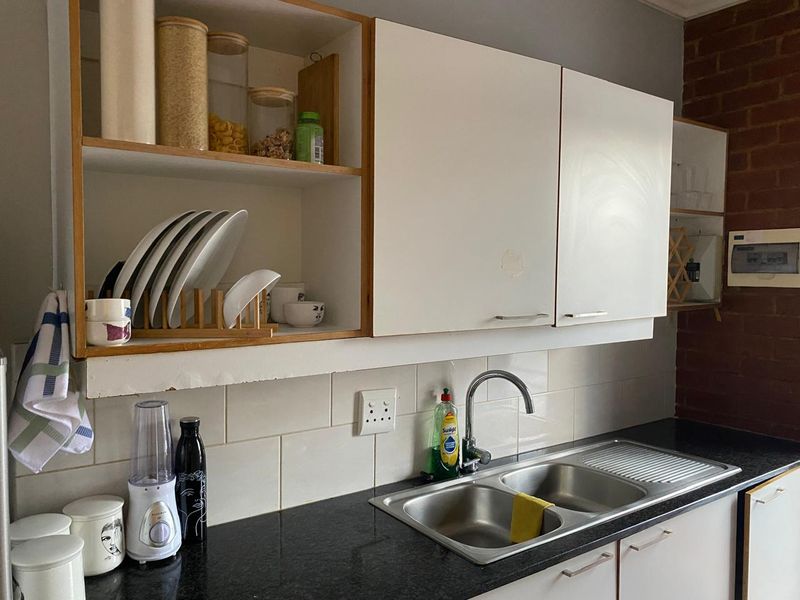 Lock-Up and Gp 1 Bedroom Flat. - Photo 4