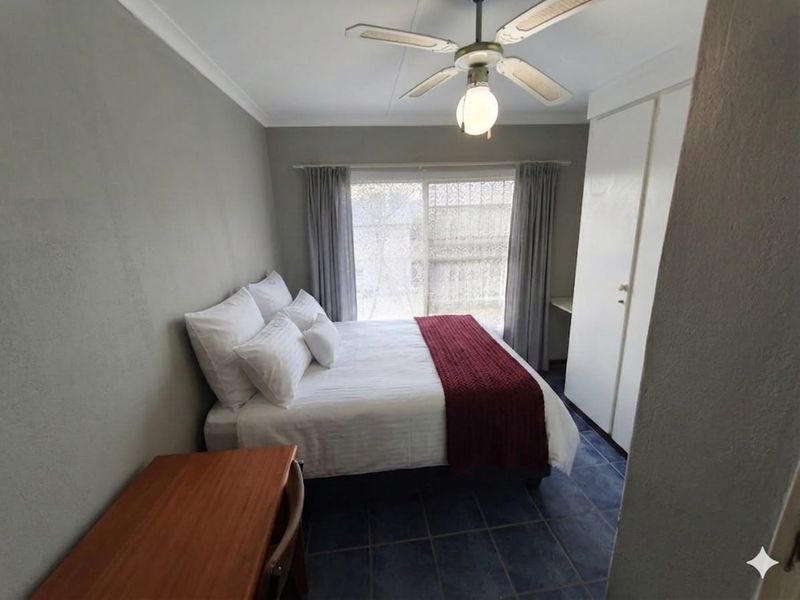 Chic 1-Bedroom Living the Perfect Blend of Style, Comfort, and Convenience. - Photo 7