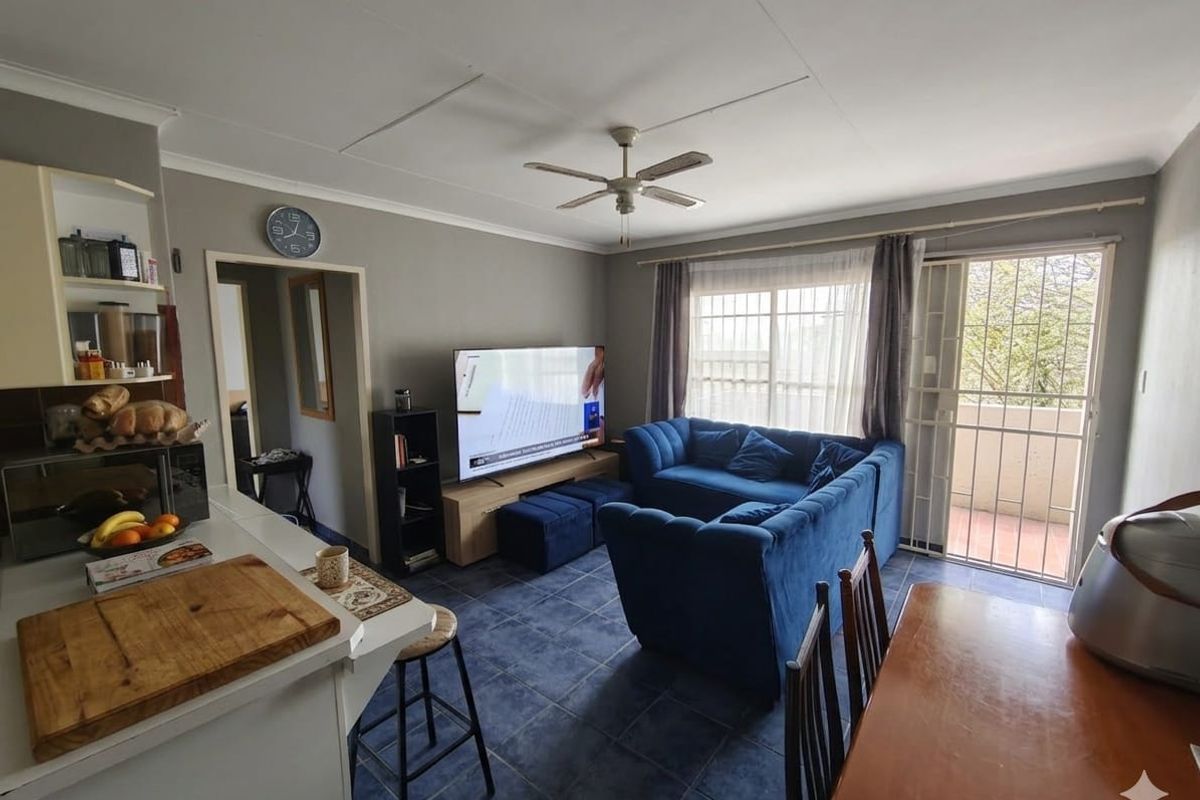 Chic 1-Bedroom Living the Perfect Blend of Style, Comfort, and Convenience. - Photo 2