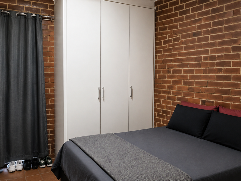 One Bedroom Ground Floor Apartment - Photo 3