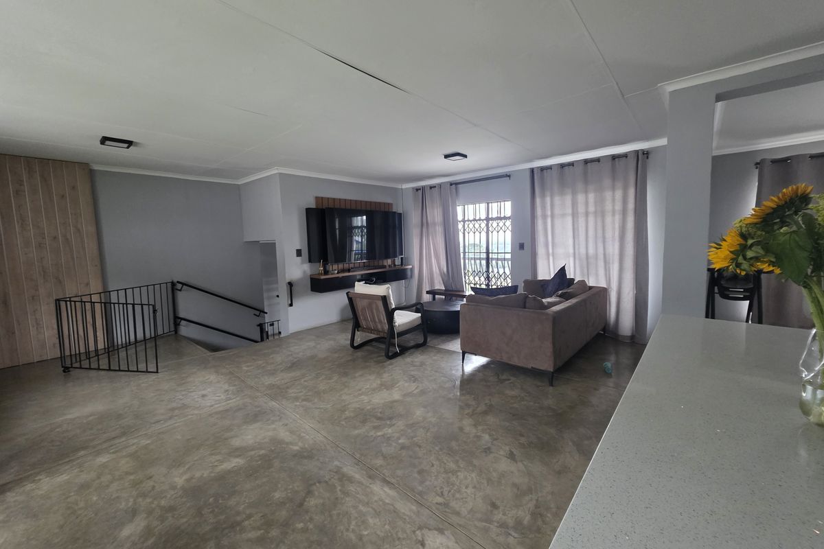 Family home in Cashan - Photo 5