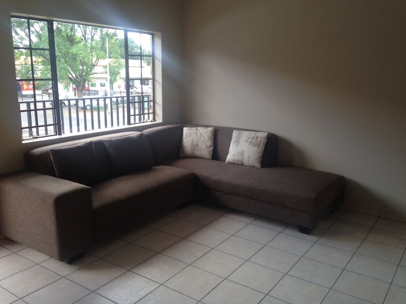Flat For Sale In Rustenburg - Photo 5