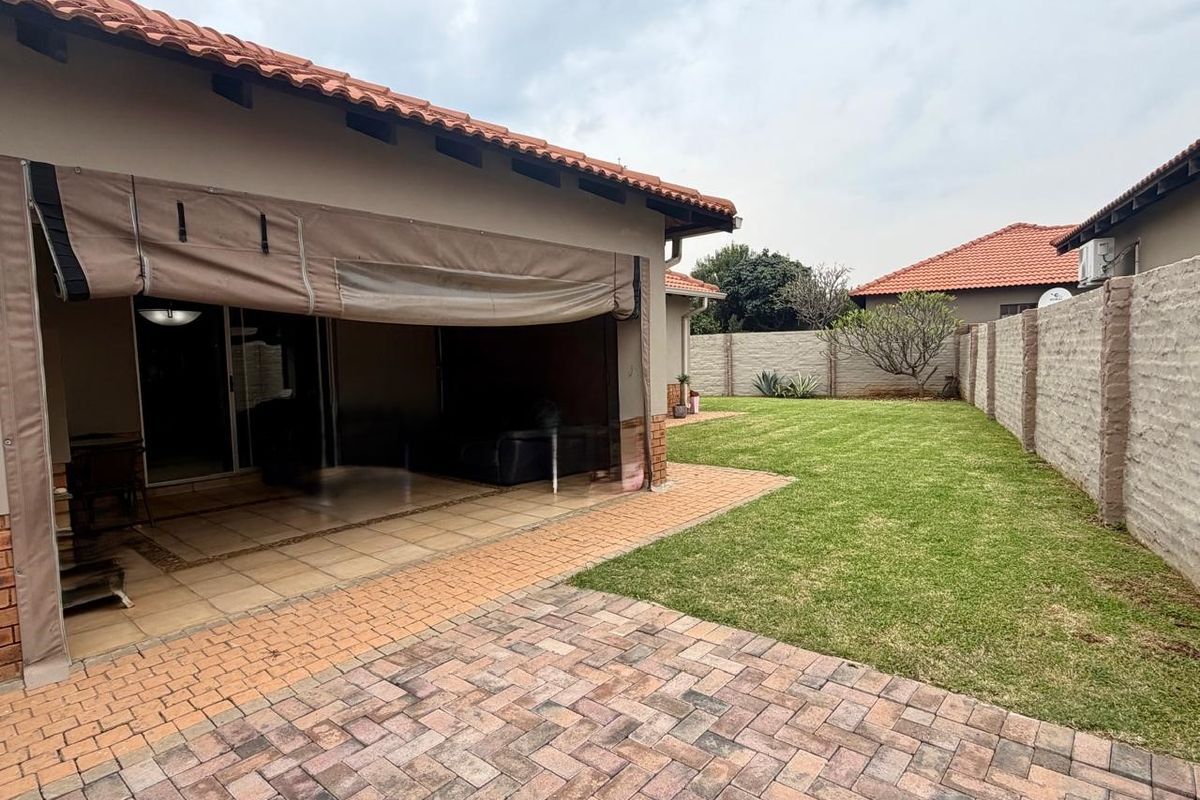House Pending Sale In Rustenburg - Photo 5