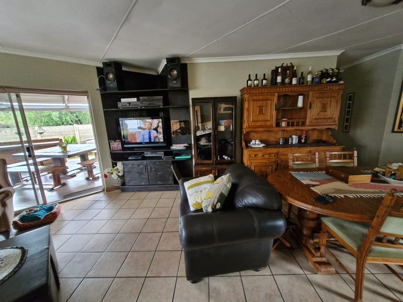 House Rental Monthly In Rustenburg - Photo 1
