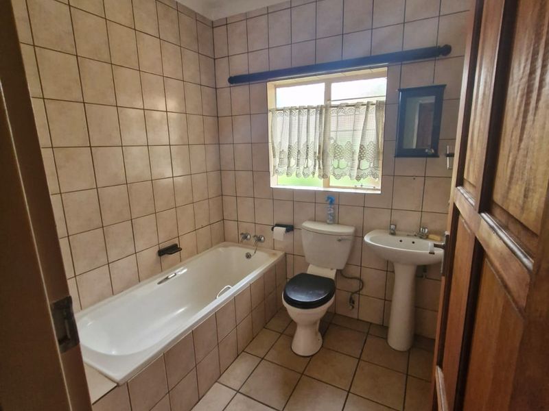 House Rental Monthly In Rustenburg - Photo 7