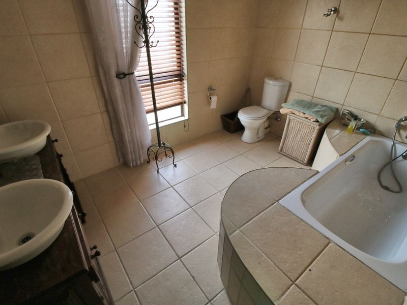House For Sale In Rustenburg - Photo 6