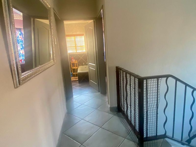 Location is just right!!! - Photo 4