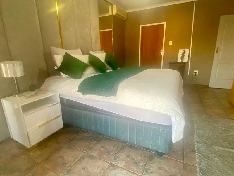 Location is just right!!! - Photo 9