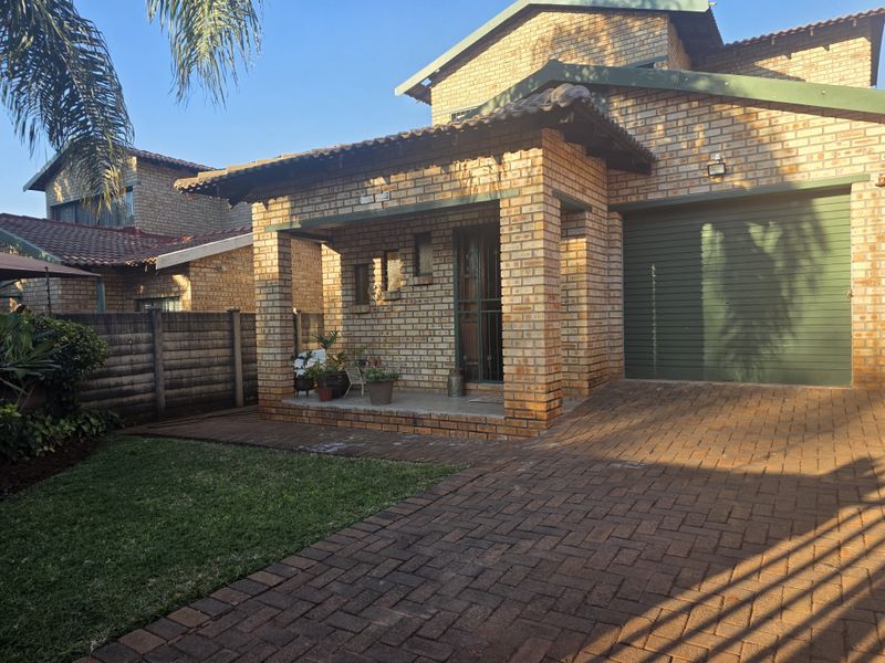 House For Sale In Rustenburg - Photo 1
