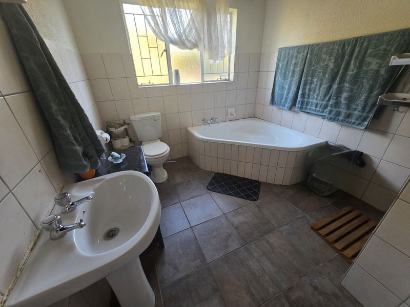 House For Sale In Rustenburg - Photo 7