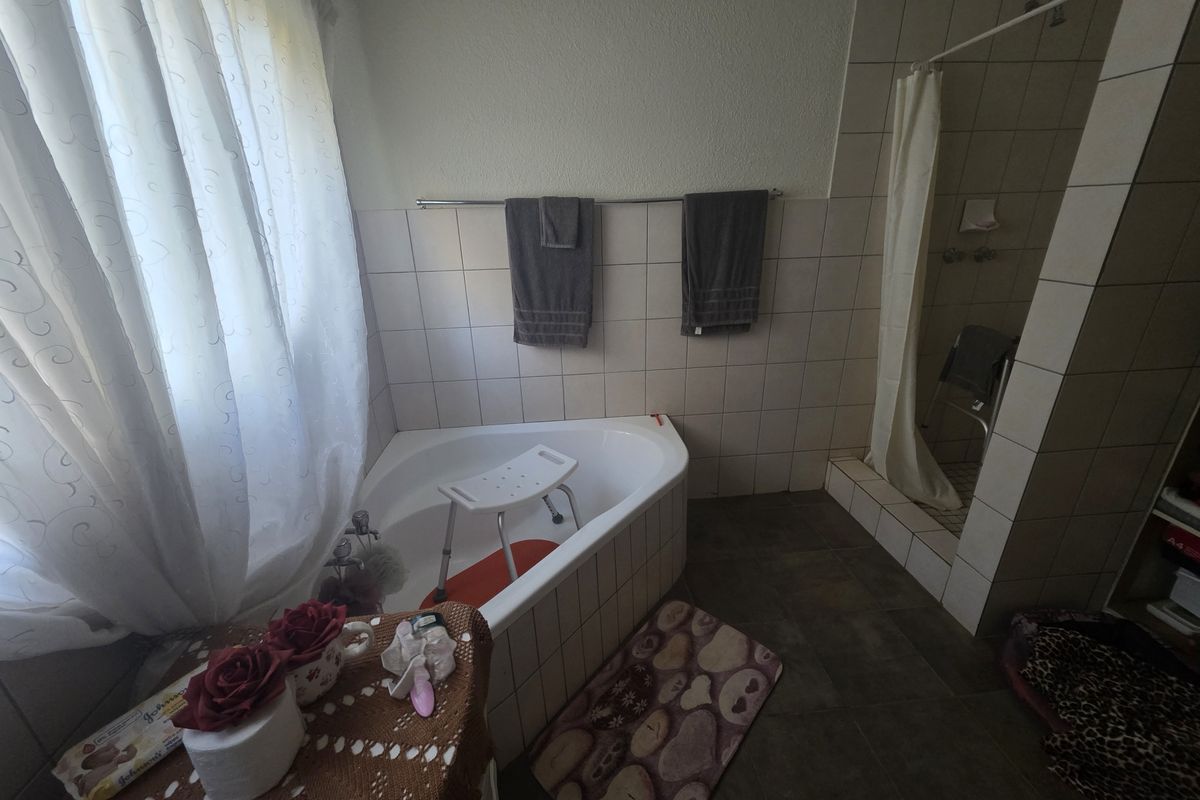 House For Sale In Rustenburg - Photo 5