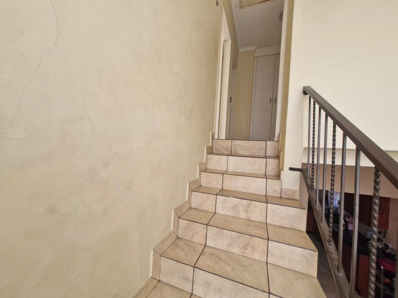 Townhouse Rental Monthly In Rustenburg - Photo 5